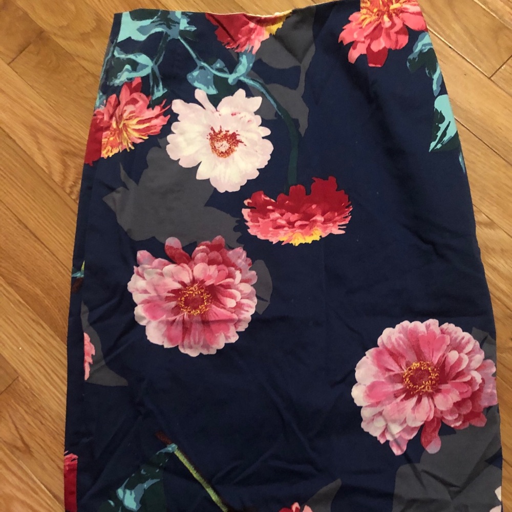 Pencil skirt